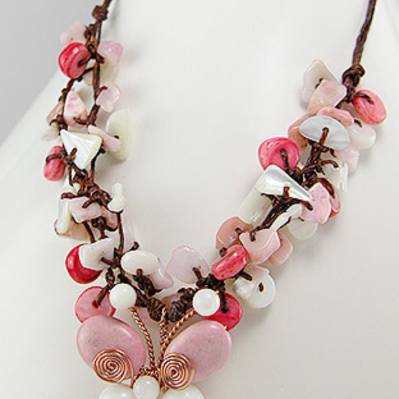Butterfly Shape Natural Shell Necklace - Picture 1 of 4